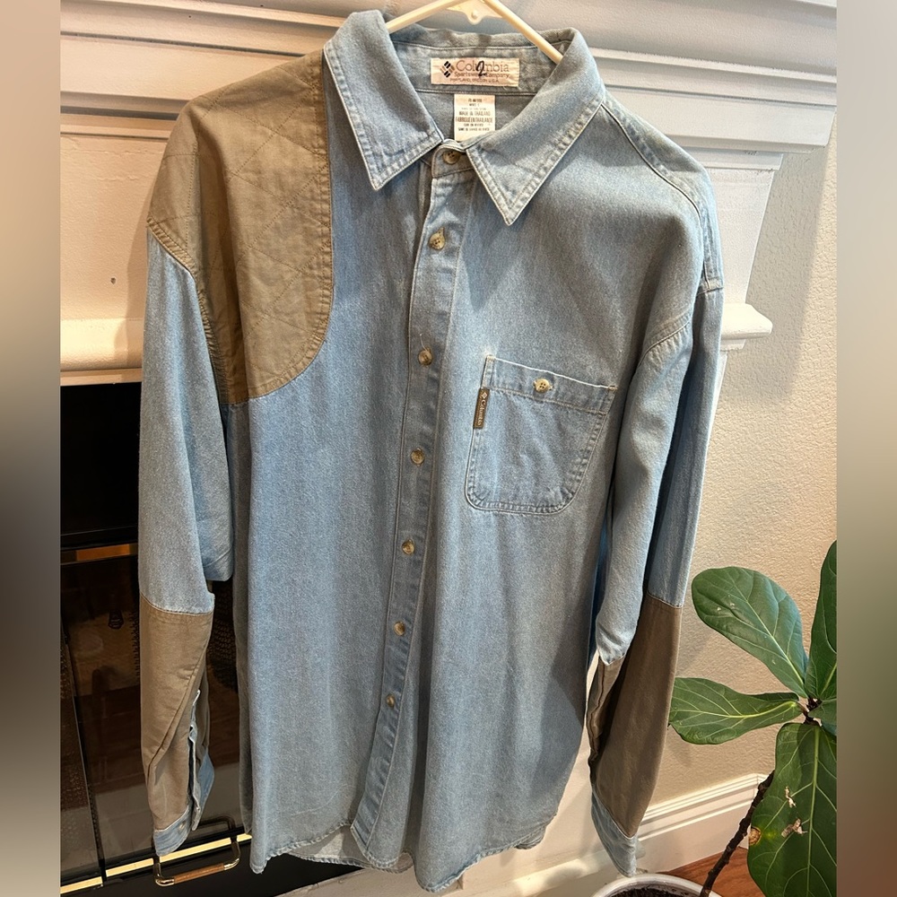 Mens Columbia sportswear button down size L